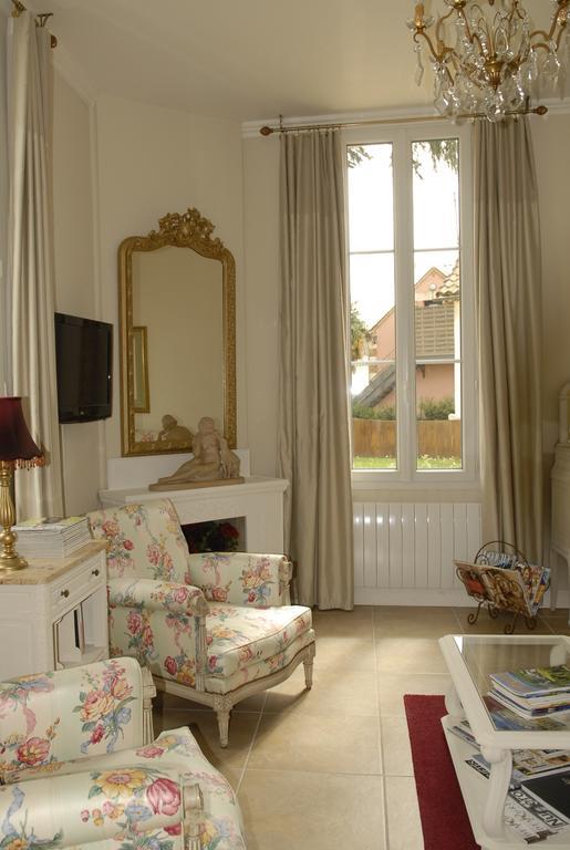 La Grande Maison Bed and Breakfast Bergerac Eksteriør billede